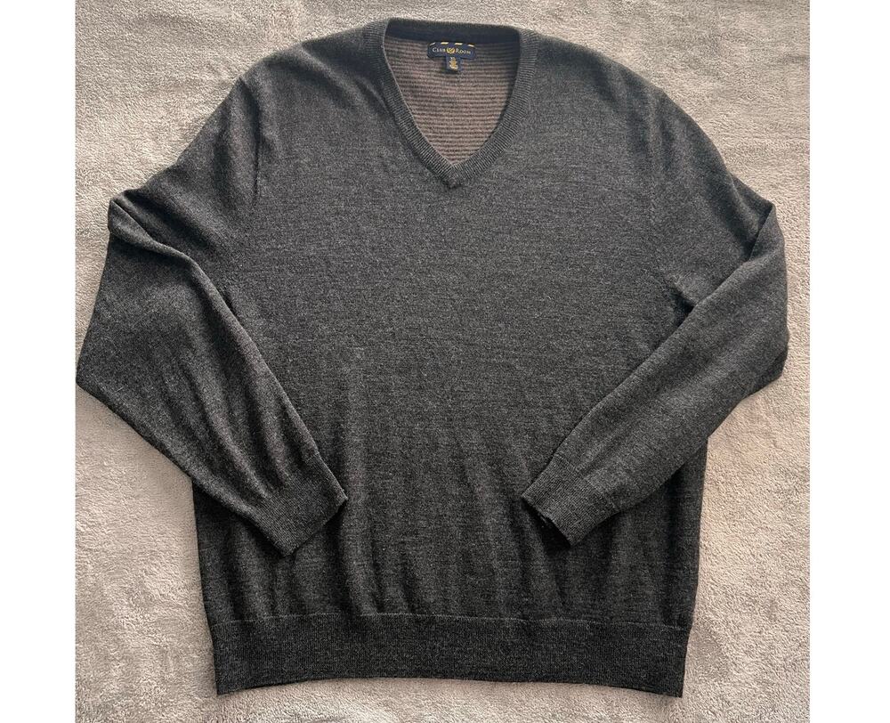 Club Room Merino Wool Blend Charcoal Gray Men's V-Neck Sweater Men's XL